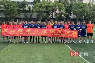 越媒：为备战与国足热身赛，特鲁西埃安排越南队训练于9点进行